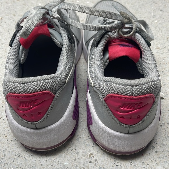 Nike Air size 4 - Picture 5 of 7